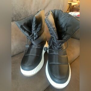 Black Puffer Boots with White Soles